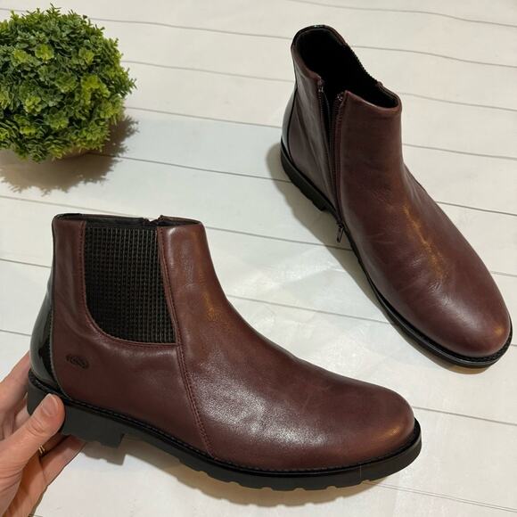 Cloud‎ Footwear Red Maroon Leather Ankle Boots Booties Womens Size EU 10 US 9 - Picture 1 of 7